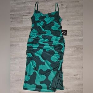 Women's plus size X 14W green print dress Ava & Viv New with Tags